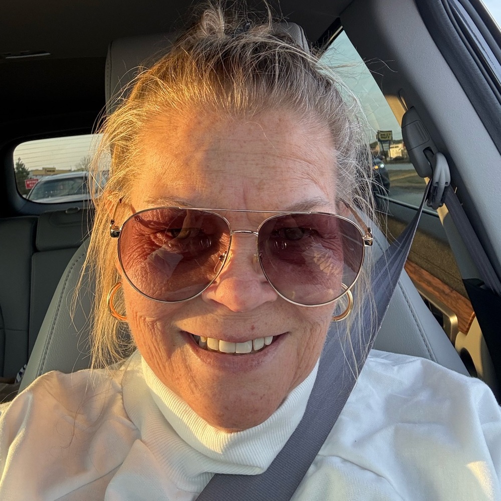 Meet your Posher, Cookie